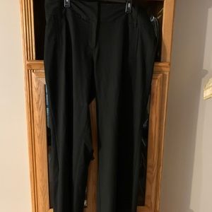 Woman used pants in good Condition